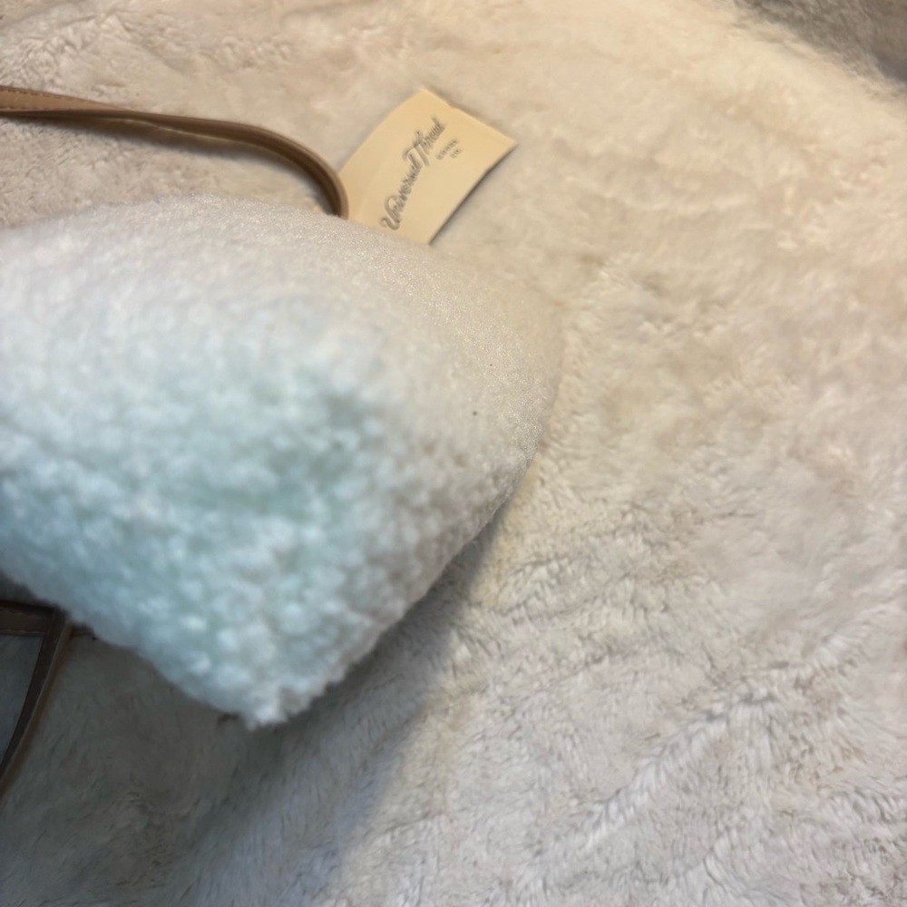 NWT Universal Thread Crossbody Bag Addison Cream Sherpa Tan Vegan Leather Zipup - Picture 11 of 16